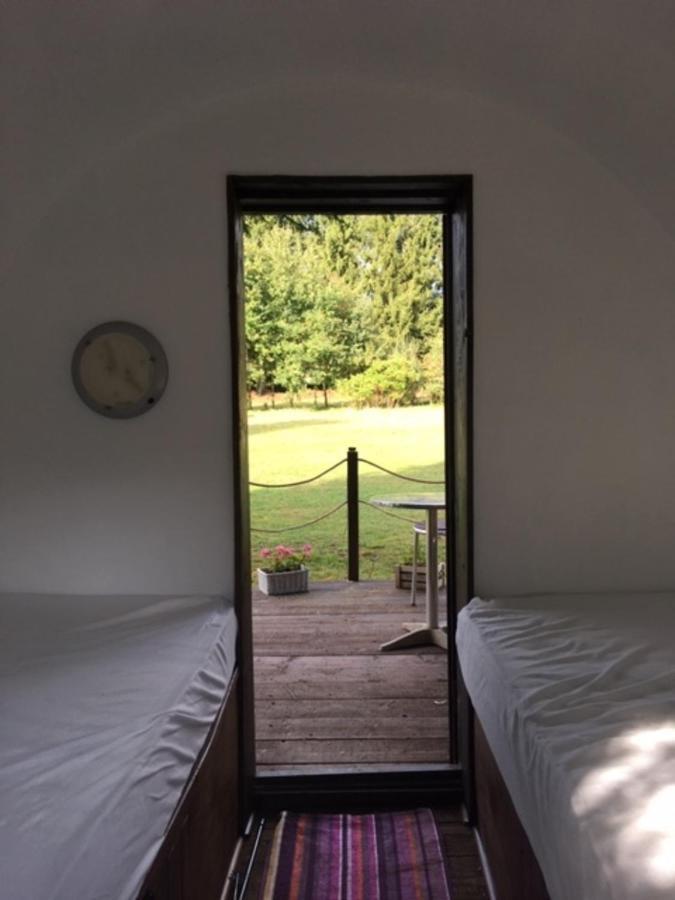 Charming 2-Bed Cabin In Domfront-En-Poiraie Perrou Luaran gambar