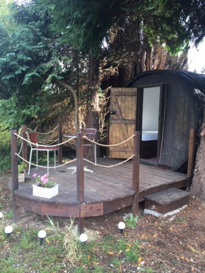 Charming 2-Bed Cabin In Domfront-En-Poiraie Perrou Luaran gambar